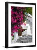 Santorini-mikdam-Framed Photographic Print