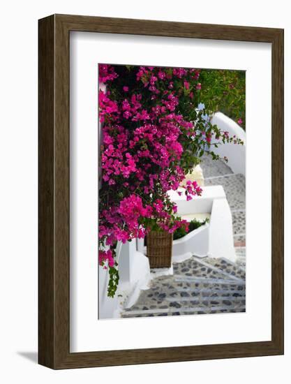 Santorini-mikdam-Framed Photographic Print