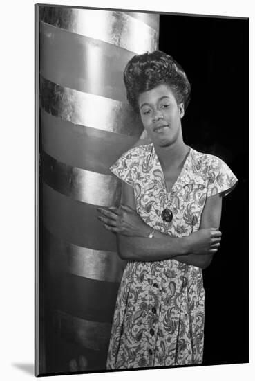 Sarah Vaughan, Café Society (Column)-William P^ Gottlieb-Mounted Art Print