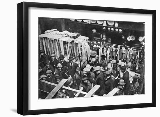 Saturday at Berwick Street Market, Soho, London, 1926-1927-null-Framed Giclee Print