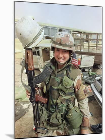 Saudi Arabia Army U.S. Troops Women Tanya Brinkley-David Longstreath-Mounted Photographic Print