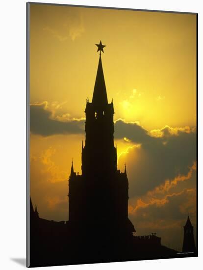 Saviour's Tower, Kremlin, Moscow, Russia-Jon Arnold-Mounted Photographic Print