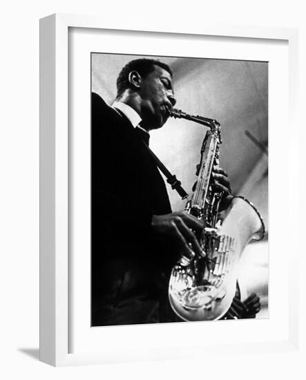 Saxophoniste Ornette Coleman C. 1959-null-Framed Photo