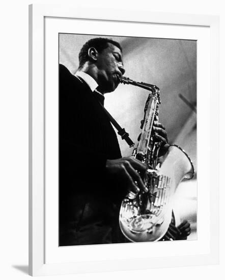 Saxophoniste Ornette Coleman C. 1959-null-Framed Photo