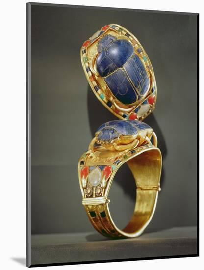 Scarab Bracelet, from the Tomb of Tutankhamun, New Kingdom (Gold and Lapis Lazuli)-Egyptian 18th Dynasty-Mounted Premium Giclee Print