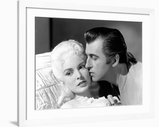 SCARAMOUCHE, 1952 directed by GEORGE SIDNEY Janet Leigh and Stewart Granger (b/w photo)-null-Framed Photo