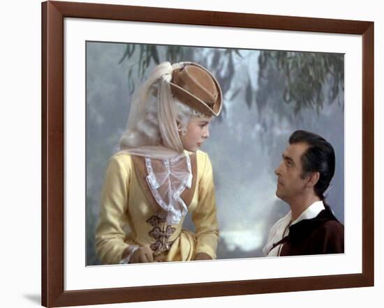 SCARAMOUCHE, 1952 directed by GEORGE SIDNEY Janet Leigh and Stewart Granger (photo)-null-Framed Photo