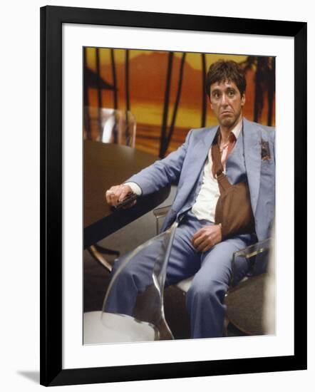 SCARFACE, 1983 directed by BRIAN by PALMA Al Pacino (photo)-null-Framed Photo