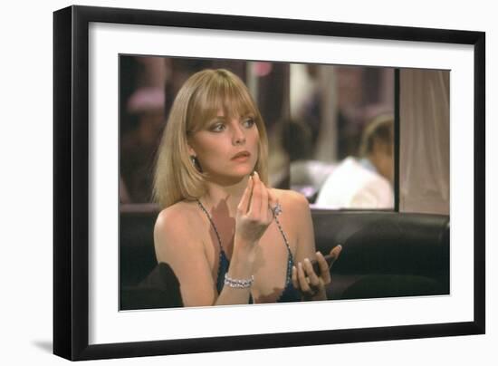 SCARFACE, 1983 directed by BRIAN by PALMA Michelle Pfeiffer (photo)-null-Framed Photo