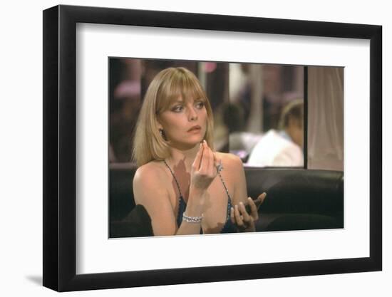 SCARFACE, 1983 directed by BRIAN by PALMA Michelle Pfeiffer (photo)-null-Framed Photo
