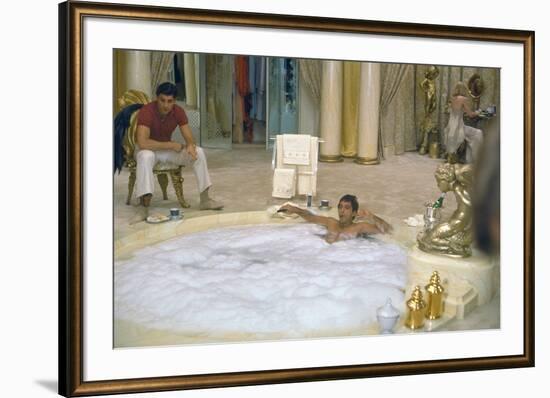 SCARFACE, 1983 directed by BRIAN by PALMA Steven Bauer and Al Pacino (photo)-null-Framed Photo