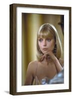 Scarface 1983 Directed by Brian De Palma Michelle Pfeiffer-null-Framed Photo