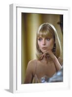 Scarface 1983 Directed by Brian De Palma Michelle Pfeiffer-null-Framed Photo