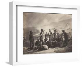 Scène d'un camp militaire pendant la guerre de Crimée : la cantine du 8ème régiment de hussards-Roger Fenton-Framed Giclee Print