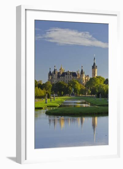 Schwerin Castle, Schwerin (Capital), Mecklenburg-Western Pomerania, Germany-Rainer Mirau-Framed Photographic Print