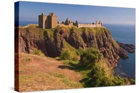 Scotland, Dunnottar Castle-Thomas Ebelt-Stretched Canvas