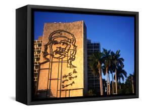 Sculpture of Che Guevara in the Plaza De La Revolucion, Havana, Cuba-Charlotte Hindle-Framed Stretched Canvas