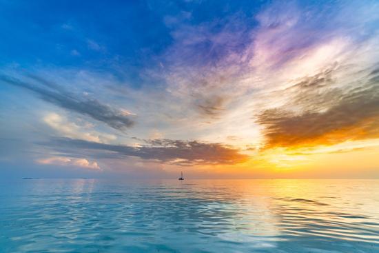 Sea sky clouds, horizon. Colorful seascape horizontal background banner ...