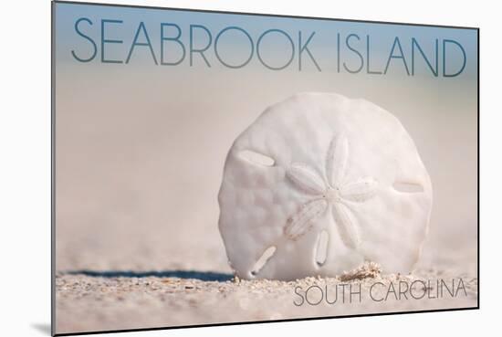 Seabrook Island, South Carolina - Sand Dollar and Beach-Lantern Press-Mounted Art Print