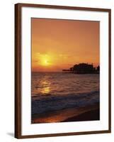 Seafront, Brighton, Sussex, England, United Kingdom, Europe-Amanda Hall-Framed Photographic Print