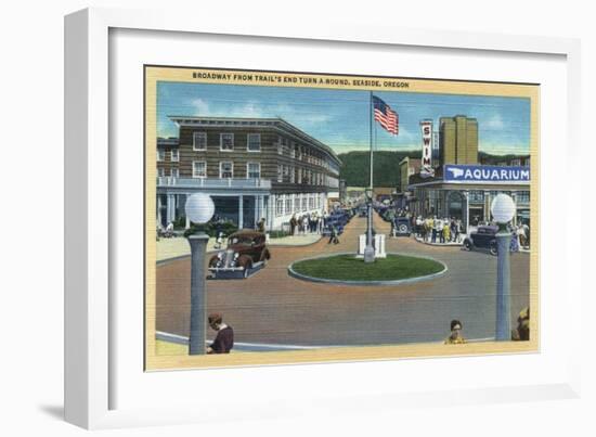 Seaside, Oregon - Broadway from Trail's End Turn-A-Round-Lantern Press-Framed Art Print