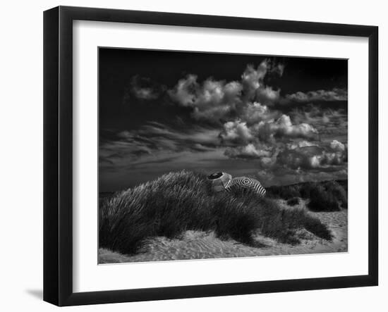 Seaside rendez-vous ...-Yvette Depaepe-Framed Photographic Print