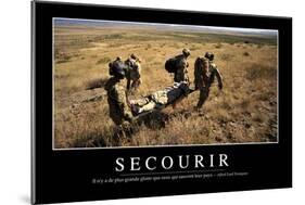 Secourir: Citation Et Affiche D'Inspiration Et Motivation-null-Mounted Photographic Print