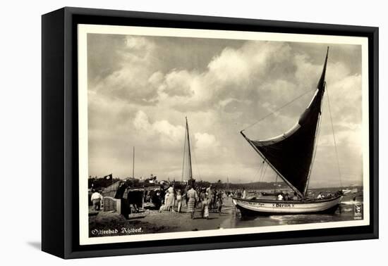 Seebad Ahlbeck, Strandpartie, Segelboot Berlin-null-Framed Stretched Canvas