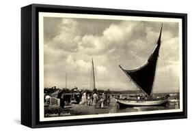 Seebad Ahlbeck, Strandpartie, Segelboot Berlin-null-Framed Stretched Canvas