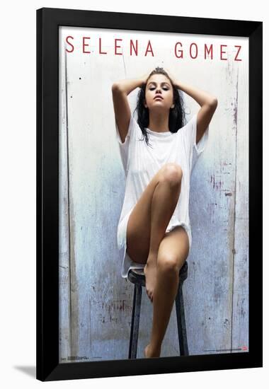 Selena Gomez - Stool-null-Framed Poster