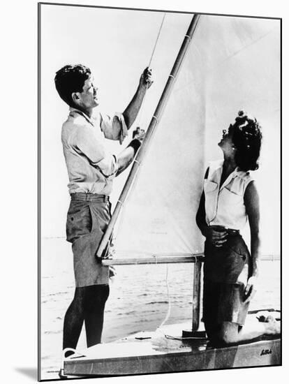 Senator John F Kennedy and Fiancée Miss Jacqueline Bouvier of Newport, Jun 26, 1953-null-Mounted Photo