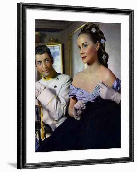 SENSO, 1954 directed by LUCHINO VISCONTI Farley Granger and Alida Vallli (photo)-null-Framed Photo