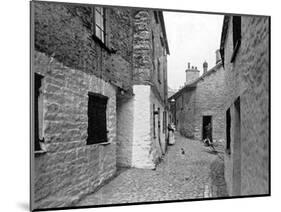 Sepulchre Lane, Kendal, Cumbria, 1924-1926-Valentine & Sons-Mounted Giclee Print