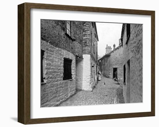 Sepulchre Lane, Kendal, Cumbria, 1924-1926-Valentine & Sons-Framed Giclee Print