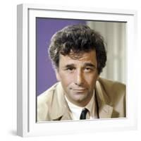 Serie televisee Columbo with Peter Falk (inspecteur Columbo), 1971-2003 (photo)-null-Framed Photo