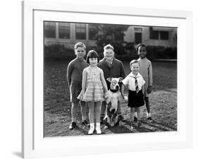 Serie Televisee Les Petites Canailles Little Rascals, C. 1930-null-Framed Photo