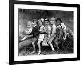 Series the Little Rascals/Our Gang Comedies C. 1932-null-Framed Photo