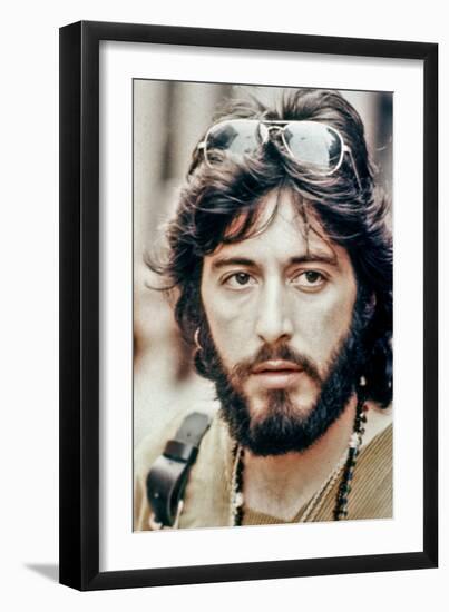 Serpico, Al Pacino, 1973-null-Framed Premium Photographic Print