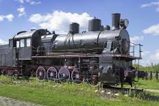 Wheels and Coupling Devices of A Big Locomotive-Sever180-Laminated Photographic Print