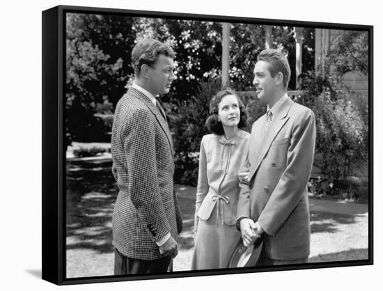 SHADOW OF A DOUBT, 1943 directed by ALFRED HITCHCOCK Joseph Cotten, Teresa Wright (b/w photo)-null-Framed Stretched Canvas