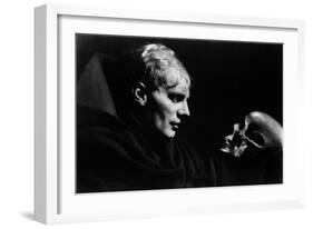 Shakespeare: Hamlet-null-Framed Giclee Print