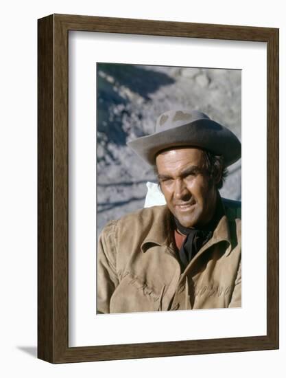 Shalako by EdwardDmytryk with Sean Connery, 1968 (photo)-null-Framed Photo