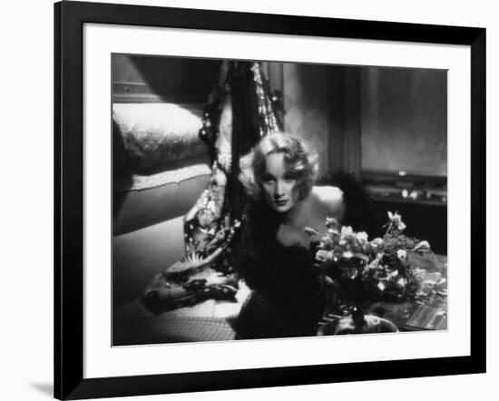 Shanghai Express by Josef von Sternberg with Marlene Dietrich, 1932 (b/w photo)-null-Framed Photo