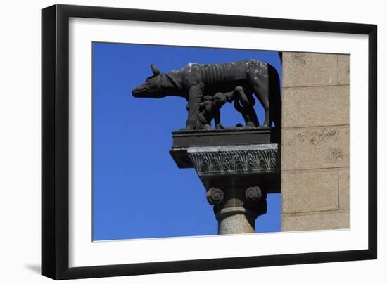 She-Wolf of Siena-null-Framed Giclee Print