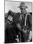 SHE WORE A YELLOW RIBBON, 1949 directed by JOHN FORD Joanne Dru and John Wayne (b/w photo)-null-Mounted Photo