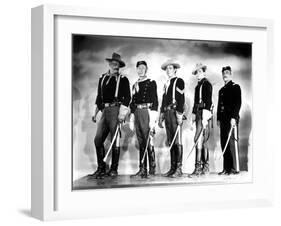 SHE WORE A YELLOW RIBBON, 1949 directed by JOHN FORD John Wayne, Harry Carey Jr., Ben Johnson, John-null-Framed Photo