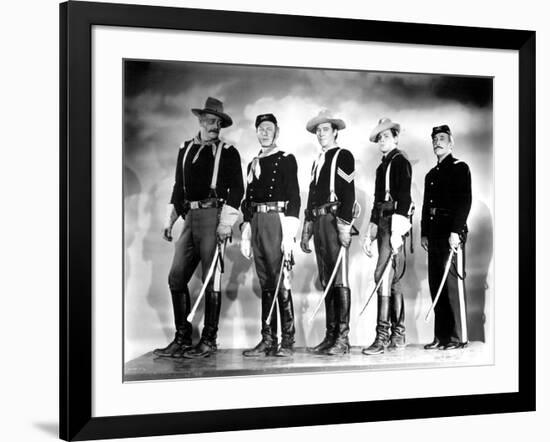 SHE WORE A YELLOW RIBBON, 1949 directed by JOHN FORD John Wayne, Harry Carey Jr., Ben Johnson, John-null-Framed Photo