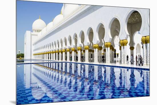 Sheikh Zayed Mosque, Abu Dhabi, United Arab Emirates, Middle East-Fraser Hall-Mounted Premium Photographic Print