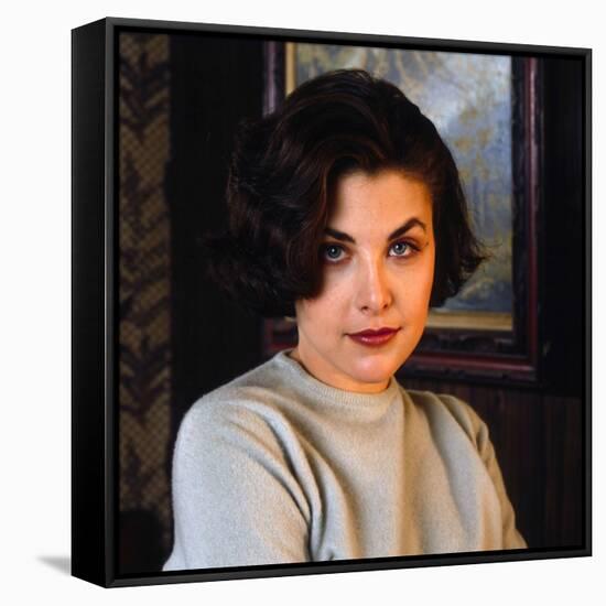 SHERILYN FENN. "Twin Peaks" [1990], directed by DAVID LYNCH.-null-Framed Stretched Canvas