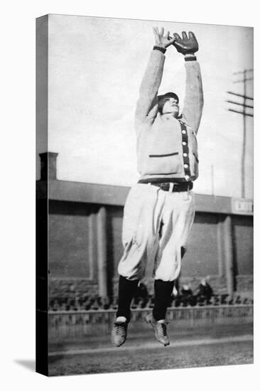 Sherry Magee leaping catch, Philadelphia Phillies, Baseball Photo - Philadelphia, PA-Lantern Press-Stretched Canvas